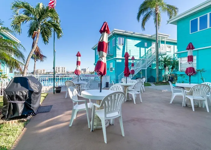 Cute One Bedroom At The Coral Apts Clearwater Beach