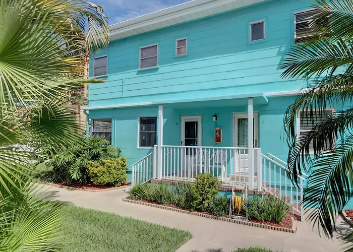 Cute One Bedroom At The Coral Apts *