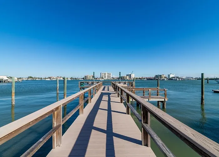 Cute One Bedroom At The Coral Apts